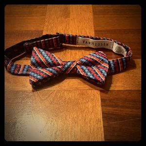 Blue and red Van Heusen bowtie